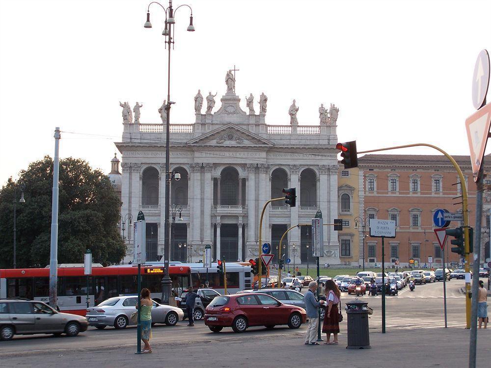 Villa San Giovanni In Laterano Rom Exterior foto